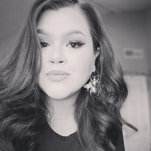 Meet your Posher, Griselle